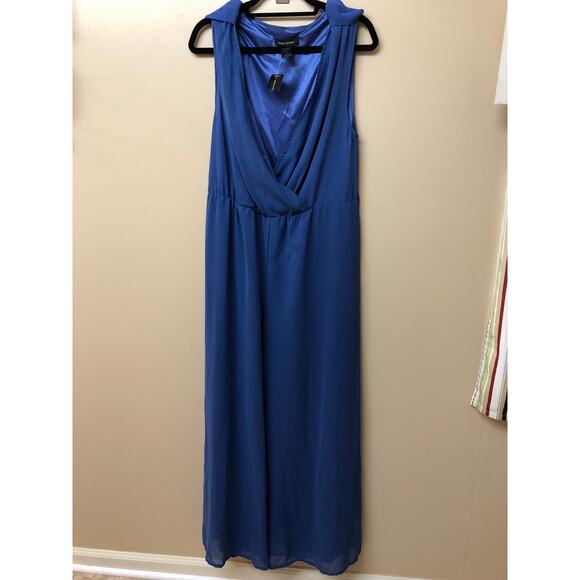 NWT Ashley Stewart Royal Blue Plunge Neckline Wide Leg Jumpsuit Size: 12 - Picture 1 of 14
